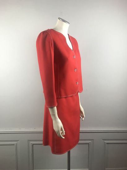 COURREGES 1995

Ensemble en gabardine de...