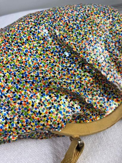 PHILIPPE MODEL

Petit sac bourse en sequins...