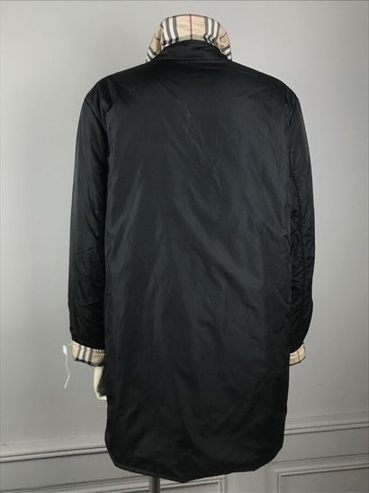 BURBERRY

Veste parka réversible en nylon...