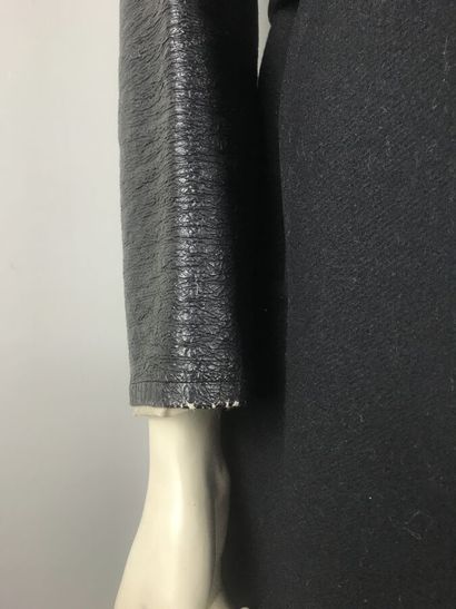 COURREGES

Manteau 7/8ème en drap de laine...