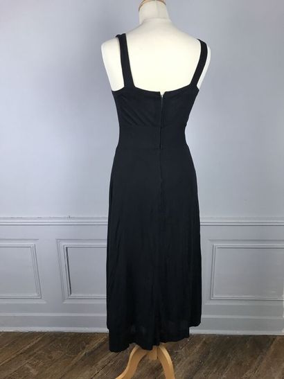 CSANDRA 

Haute Couture

Robe mi-longue en...