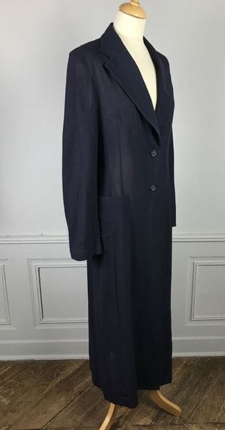 DRIES VAN NOTEN, sans griffe

Manteau long...