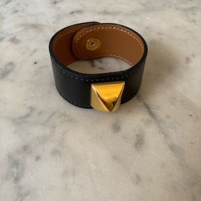 HERMES Paris made in France

Bracelet en...