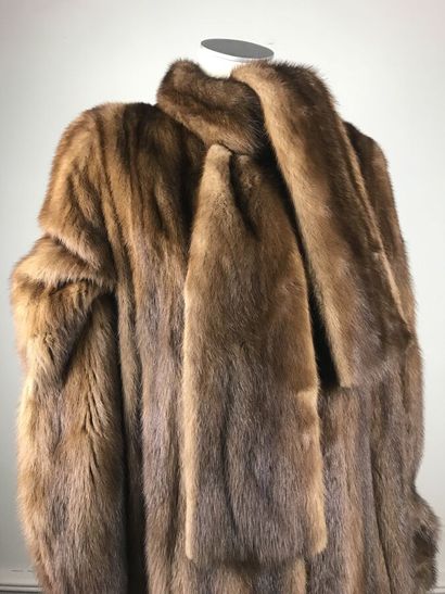 NORBERT ALEXANDRE

Long manteau en vison...