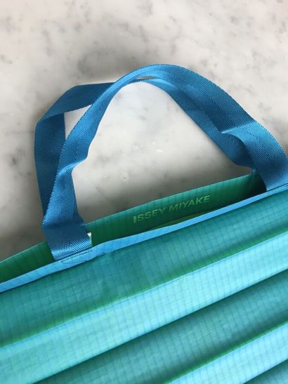 ISSEY MIYAKE numéro 