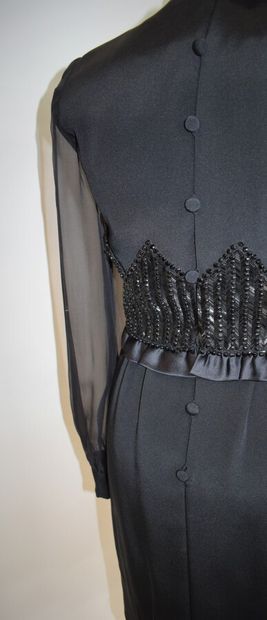 ANDRE LAUG

Robe du soir en jersey noir à...