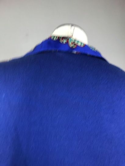 HERMES Paris

Polo à col et devant en twill...