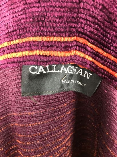 CALLAGHAN

Veste façon poncho, en velours...