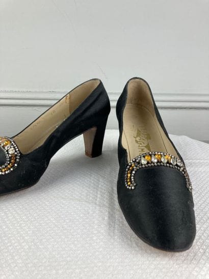 SALVATORE FERRAGAMO

Paire d'escarpins en...