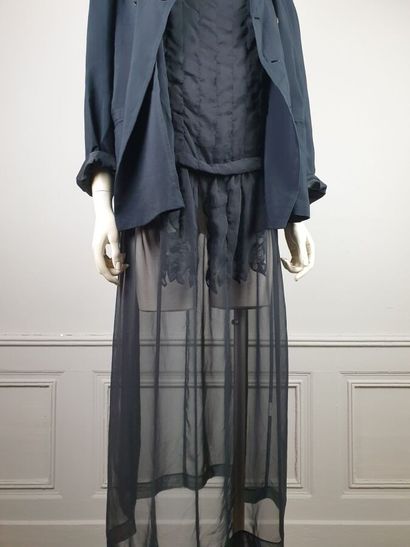 COMME DES GARCONS COMME DES GARCONS

Lot...