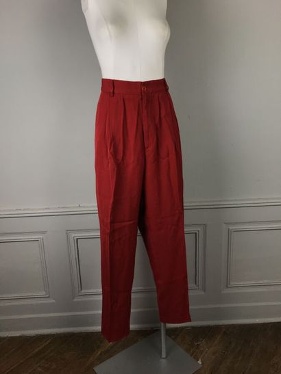 MARITHE & FRANCOIS GIRBAUD S.P.Q.R.CITY.

Pantalon...