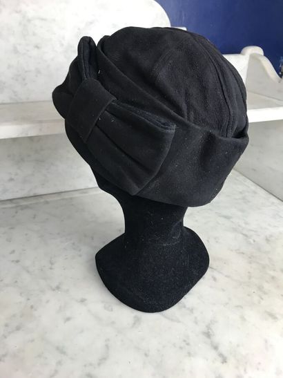 JEAN-CHARLES BROSSEAU

Black suede hat with...