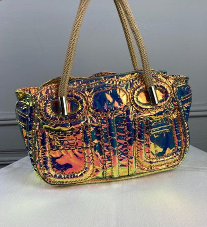 JAMIN PUECH

Sac en cuir irisé à surpiqures...
