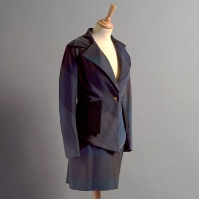 VIVIENNE WESTWOOD

Ensemble en laine imprimée...