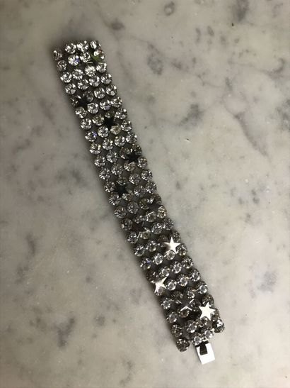 YVES SAINT-LAURENT, unsigned, circa 1980

Lot...