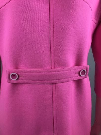 COURREGES 1995

Robe courte en gabardine...