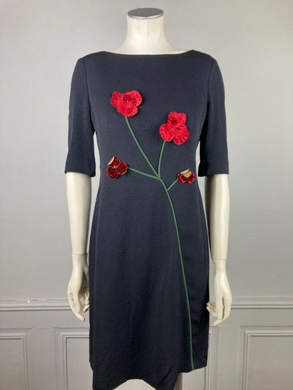 CHEAP AND CHIC By MOSCHINO

Robe en crêpe...