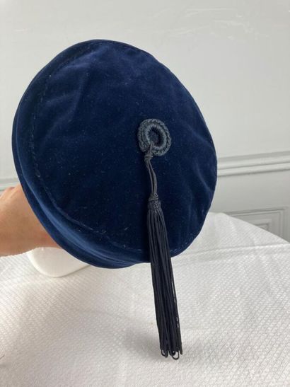 STEPHEN JONES

Navy velvet tarbouche hat...