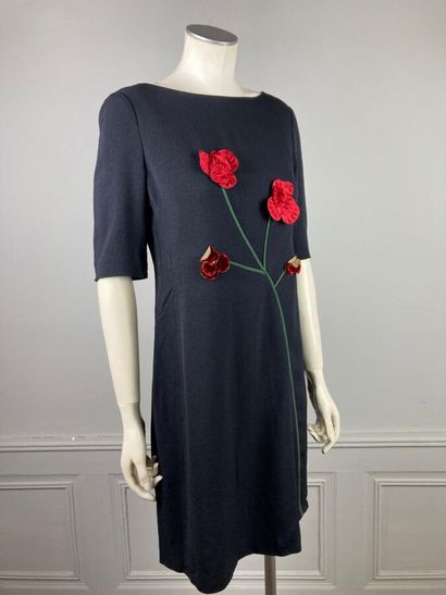 CHEAP AND CHIC By MOSCHINO

Robe en crêpe...