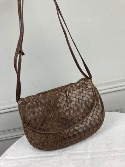 BOTTEGA VENETA

Petit sac porté épaule en...