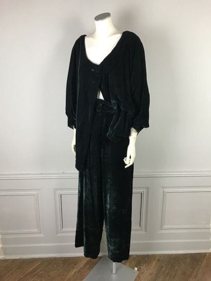 ADELINE ANDRE 

Haute-Couture

Ensemble en...