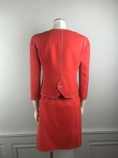 COURREGES 1995

Ensemble en gabardine de...