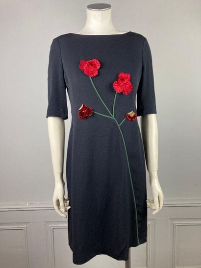 CHEAP AND CHIC By MOSCHINO

Robe en crêpe...