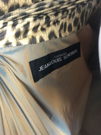 JEAN-LOUIS SCHERRER

Caban 7/8ème doudoune...