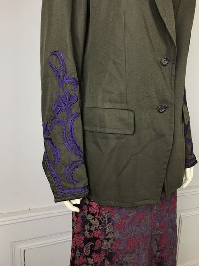 DRIES VAN NOTEN

Ensemble comprenant une...