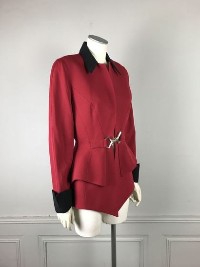 THIERRY MUGLER

Circa 1990

Veste en gabardine...