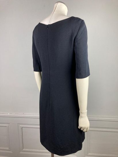 CHEAP AND CHIC By MOSCHINO

Robe en crêpe...