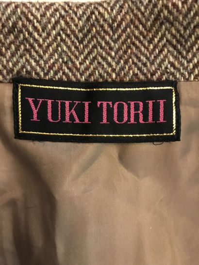 YUKI TORII

Ensemble comprenant une veste...
