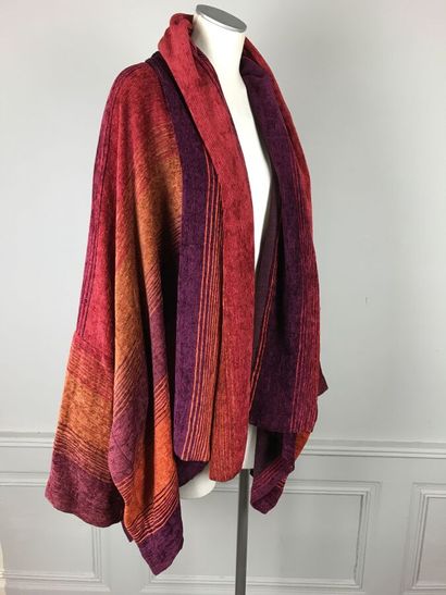 CALLAGHAN

Veste façon poncho, en velours...