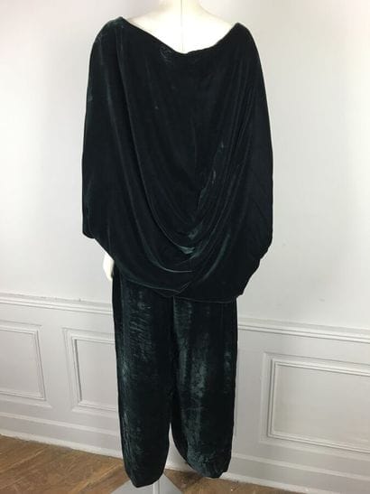 ADELINE ANDRE 

Haute-Couture

Ensemble en...