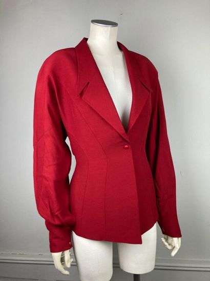 THIERRY MUGLER

Circa 1985

Veste en jersey...