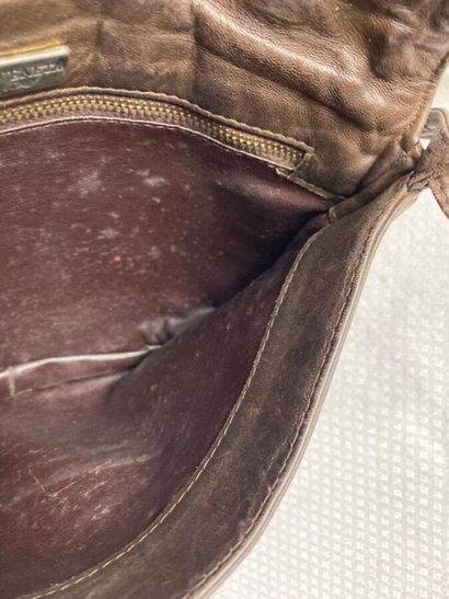 BOTTEGA VENETA

Petit sac porté épaule en...