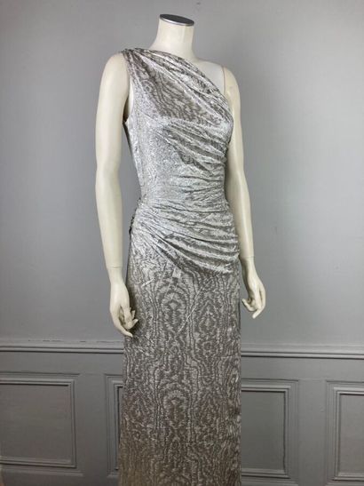 VICKY TIEL 

Circa 1978

Robe longue en lamé...