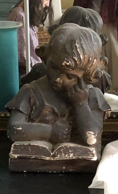 Début du XXe siècle

Fillette lisant

Plâtre...