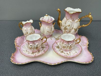 Service tête-à-tête en porcelaine de Limoges...