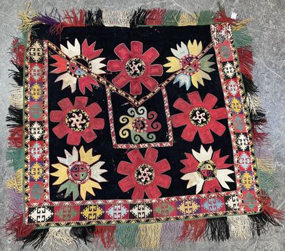 Small carpet in Suzani embroidery, Uzbekistan,...