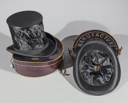 Two gibus, fine millinery Auguste Chapuis...
