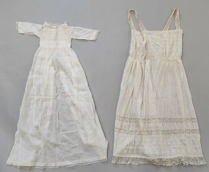 Costumes and accessories of a bourgeois wardrobe...