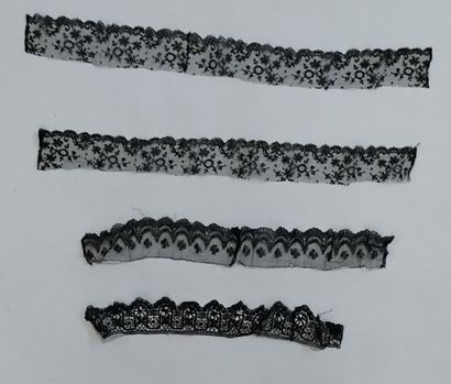 Skirt of top put in flat in lace of Chantilly...