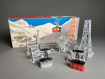 EHEIM (HO). 
Coffret du téléphérique deux...