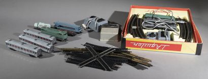 TRAINS (HO)
- coffret Aquilon (GEGE) comprenant...