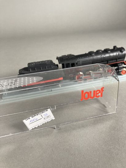 JOUEF (HO). Loco vapeur type 140 n°E680 avec...