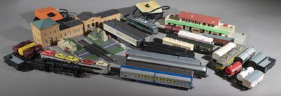 Trains HO - Ensemble de 24 Wagons (JOUEF...