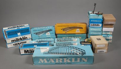 MARKLIN
Réf. 7188 - 8 Signaux lumineux (B)					
Réf....