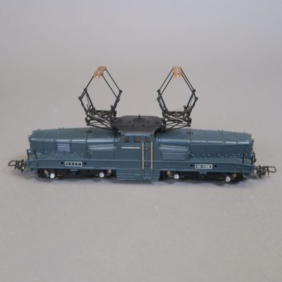 HORNBY (HO). Loco BB 12061 ref 6390 (B)