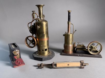 Machines à vapeur 
Lot de deux machines à...